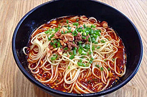 ����С��